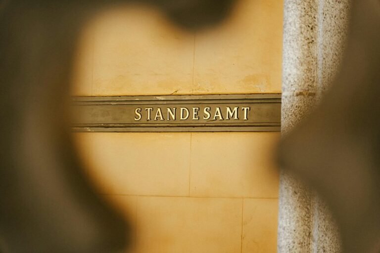 fameblogs marvin peel emails monitoring logs included